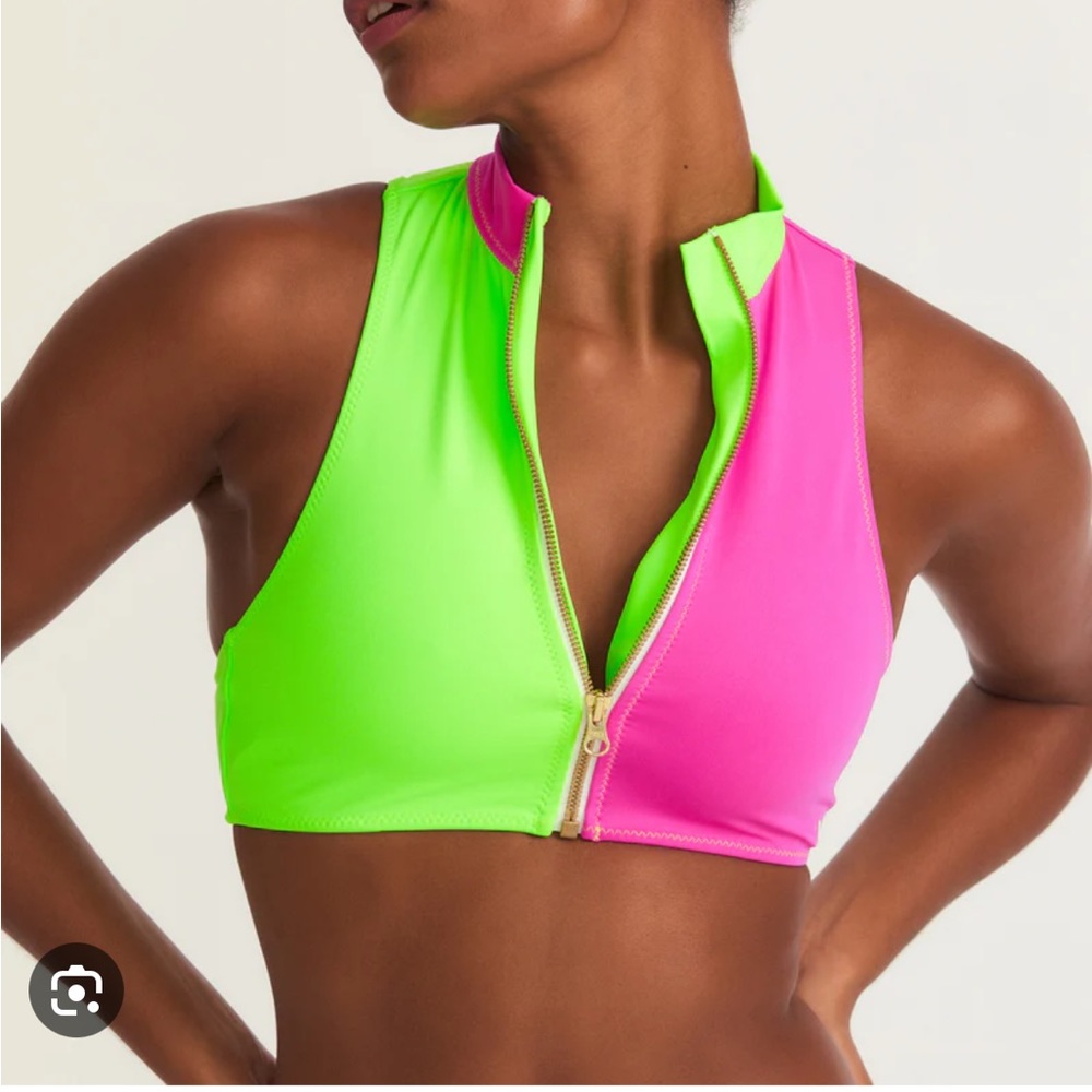 NWT LoveShackFancy × Hurley
Max Solid Blocked High Neck
Bikini Swim Top